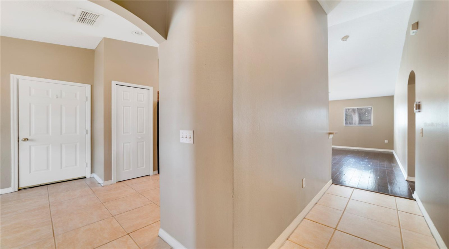 DAVENPORT, Florida 33896, 3 Bedrooms Bedrooms, ,2 BathroomsBathrooms,Residential,For Sale,PARADISE WOODS,0,MFRO6377687