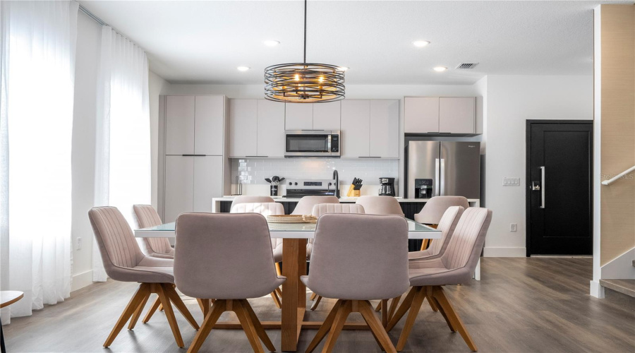 KISSIMMEE, Florida 34747, 5 Bedrooms Bedrooms, ,4 BathroomsBathrooms,Residential,For Sale,SANTORINI,0,MFRO6377690