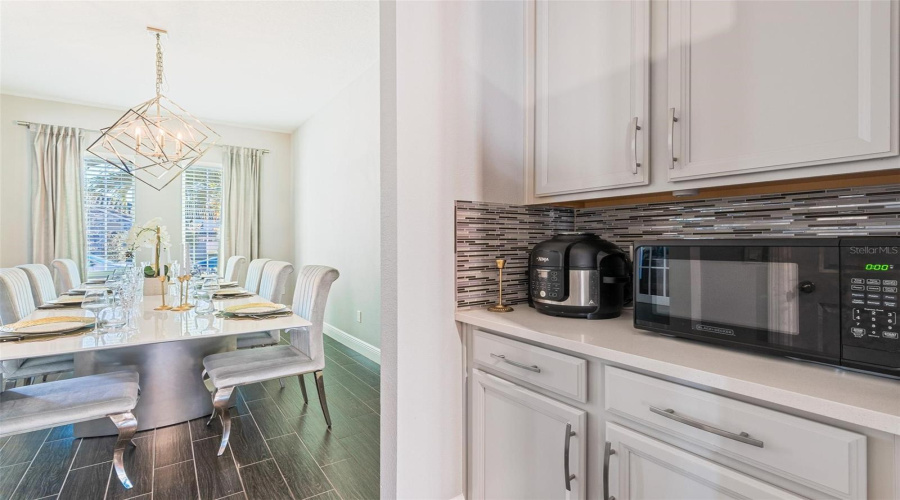 ORLANDO, Florida 32836, 5 Bedrooms Bedrooms, ,4 BathroomsBathrooms,Residential,For Sale,LUDINGTON,0,MFRO6377060