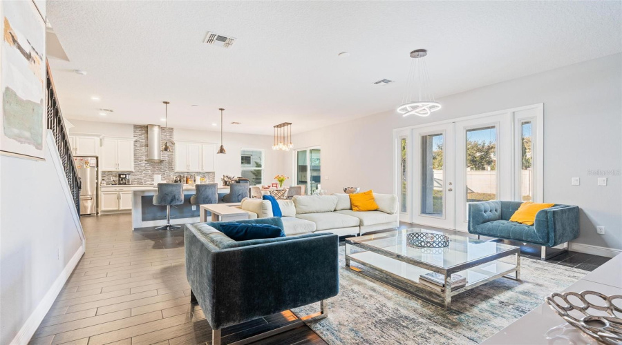 ORLANDO, Florida 32836, 5 Bedrooms Bedrooms, ,4 BathroomsBathrooms,Residential,For Sale,LUDINGTON,0,MFRO6377060