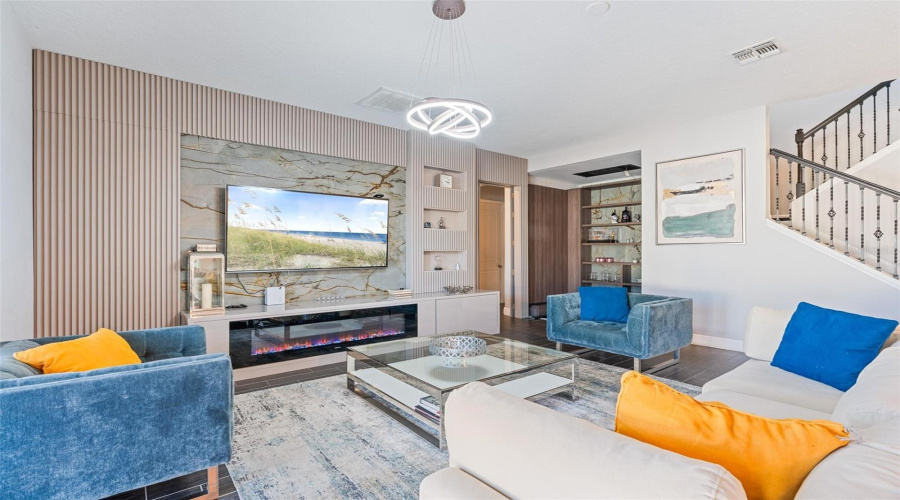 ORLANDO, Florida 32836, 5 Bedrooms Bedrooms, ,4 BathroomsBathrooms,Residential,For Sale,LUDINGTON,0,MFRO6377060