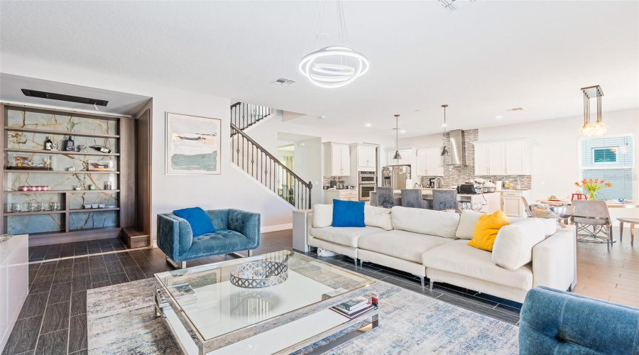 ORLANDO, Florida 32836, 5 Bedrooms Bedrooms, ,4 BathroomsBathrooms,Residential,For Sale,LUDINGTON,0,MFRO6377060