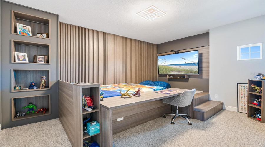 ORLANDO, Florida 32836, 5 Bedrooms Bedrooms, ,4 BathroomsBathrooms,Residential,For Sale,LUDINGTON,0,MFRO6377060