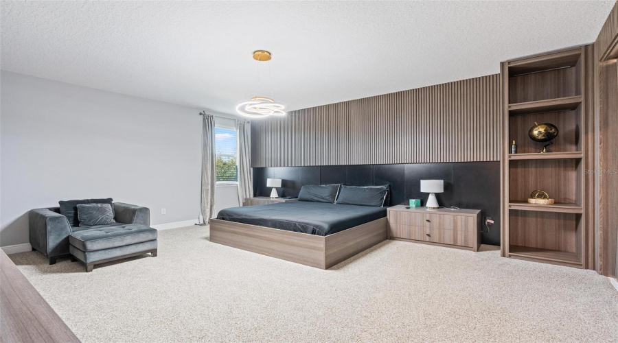 ORLANDO, Florida 32836, 5 Bedrooms Bedrooms, ,4 BathroomsBathrooms,Residential,For Sale,LUDINGTON,0,MFRO6377060