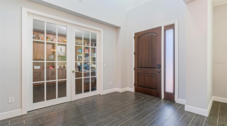 ORLANDO, Florida 32836, 5 Bedrooms Bedrooms, ,4 BathroomsBathrooms,Residential,For Sale,LUDINGTON,0,MFRO6377060