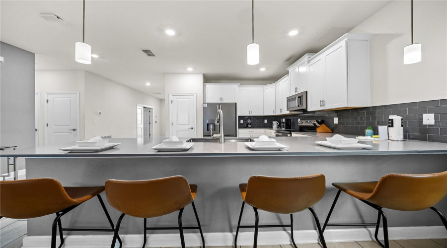 KISSIMMEE, Florida 34746, 8 Bedrooms Bedrooms, ,5 BathroomsBathrooms,Residential,For Sale,NARRATIVE,0,MFRO6377559