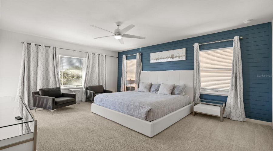 REUNION, Florida 34747, 6 Bedrooms Bedrooms, ,5 BathroomsBathrooms,Residential,For Sale,CASTLE PINES,0,MFRO6374028