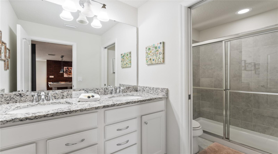 KISSIMMEE, Florida 34747, 8 Bedrooms Bedrooms, ,6 BathroomsBathrooms,Residential,For Sale,LIMA,0,MFRS5142261