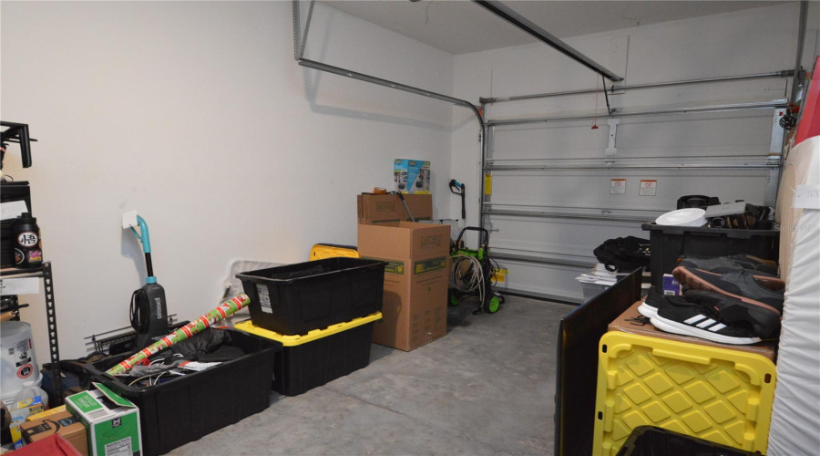 DAVENPORT, Florida 33837, 3 Bedrooms Bedrooms, ,2 BathroomsBathrooms,Residential,For Sale,GRANDIN,0,MFRS5142658