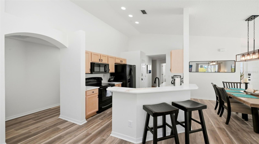 DAVENPORT, Florida 33897, 4 Bedrooms Bedrooms, ,3 BathroomsBathrooms,Residential,For Sale,HYPOLITA,0,MFRS5142376