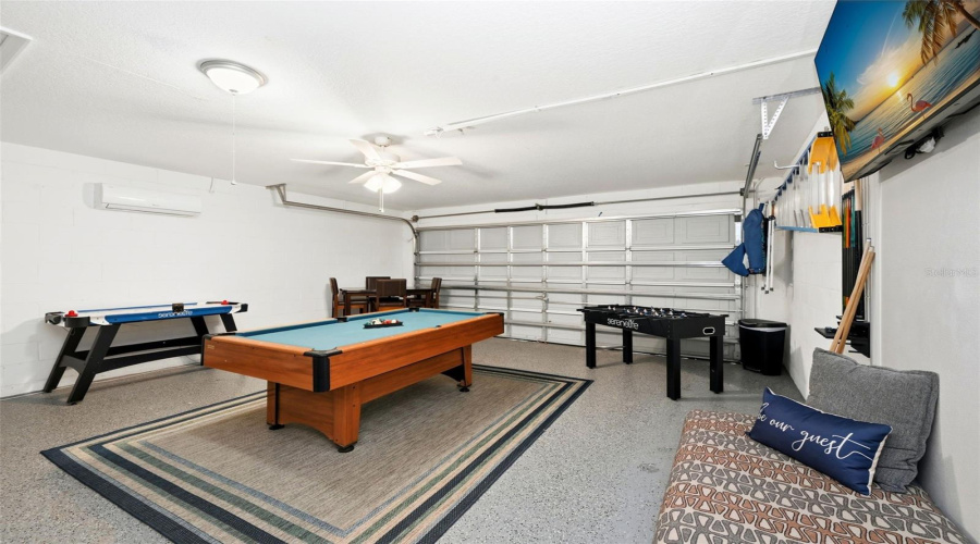 DAVENPORT, Florida 33897, 4 Bedrooms Bedrooms, ,3 BathroomsBathrooms,Residential,For Sale,HYPOLITA,0,MFRS5142376