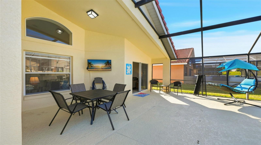 DAVENPORT, Florida 33897, 4 Bedrooms Bedrooms, ,3 BathroomsBathrooms,Residential,For Sale,HYPOLITA,0,MFRS5142376