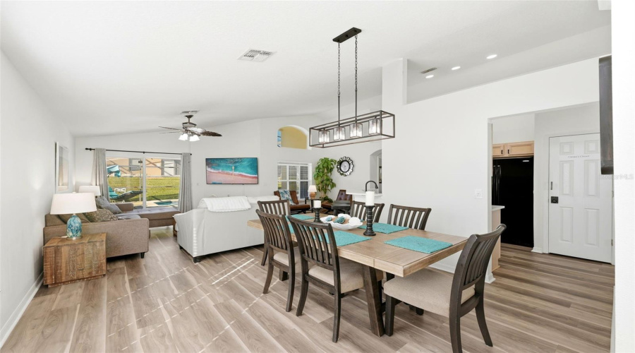 DAVENPORT, Florida 33897, 4 Bedrooms Bedrooms, ,3 BathroomsBathrooms,Residential,For Sale,HYPOLITA,0,MFRS5142376