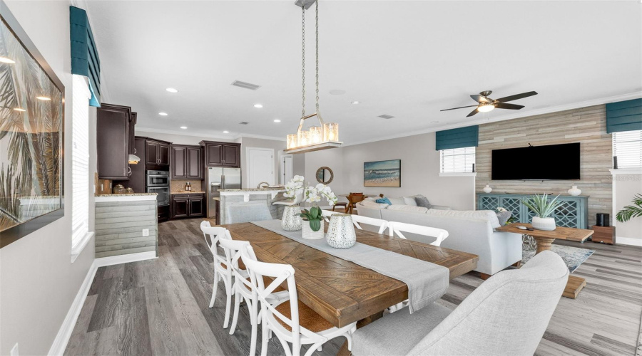 REUNION, Florida 34747, 5 Bedrooms Bedrooms, ,6 BathroomsBathrooms,Residential,For Sale,CASTLE PINES COURT,0,MFRO6377851