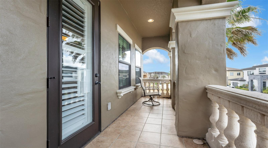 REUNION, Florida 34747, 5 Bedrooms Bedrooms, ,6 BathroomsBathrooms,Residential,For Sale,CASTLE PINES COURT,0,MFRO6377851