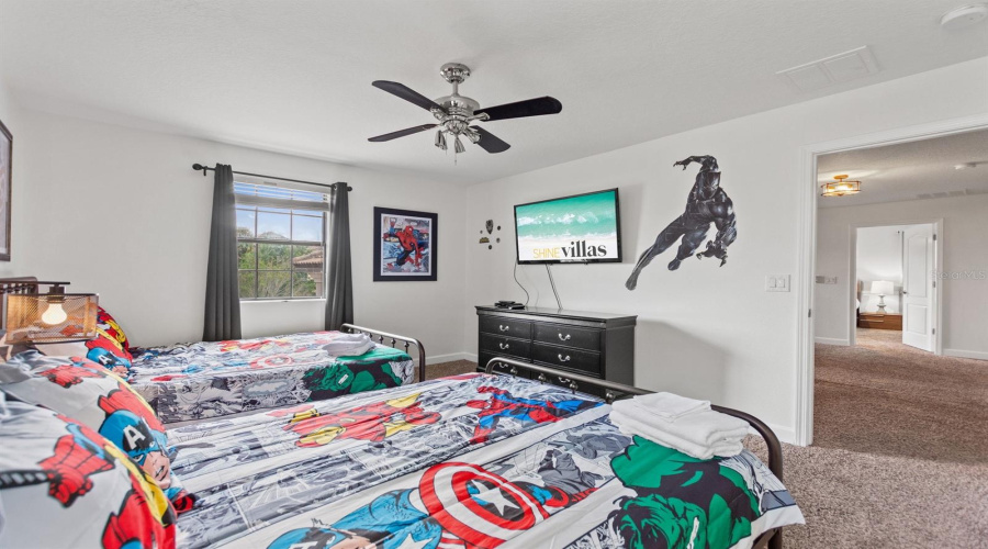 DAVENPORT, Florida 33896, 7 Bedrooms Bedrooms, ,5 BathroomsBathrooms,Residential,For Sale,MOON VALLEY,0,MFRS5142568