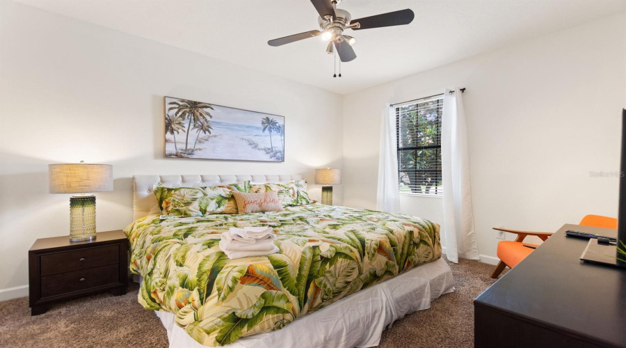 DAVENPORT, Florida 33896, 7 Bedrooms Bedrooms, ,5 BathroomsBathrooms,Residential,For Sale,MOON VALLEY,0,MFRS5142568