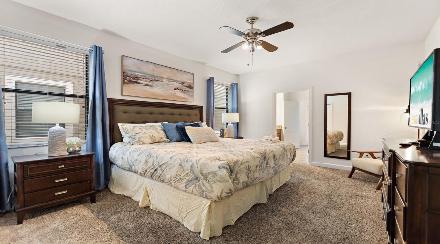 DAVENPORT, Florida 33896, 7 Bedrooms Bedrooms, ,5 BathroomsBathrooms,Residential,For Sale,MOON VALLEY,0,MFRS5142568