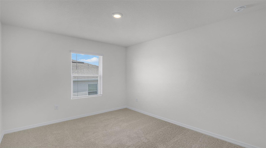 DAVENPORT, Florida 33837, 3 Bedrooms Bedrooms, ,2 BathroomsBathrooms,Residential,For Sale,OLYMPIC,0,MFRO6377978