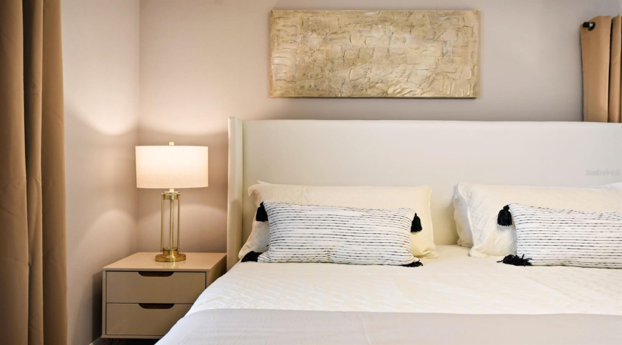 DAVENPORT, Florida 33897, 7 Bedrooms Bedrooms, ,5 BathroomsBathrooms,Residential,For Sale,LILAC,0,MFRTB8469813