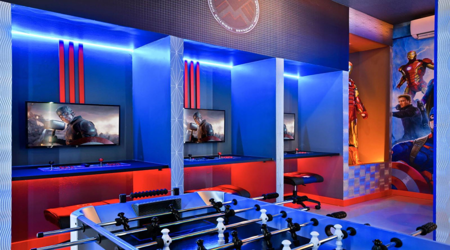 DAVENPORT, Florida 33897, 7 Bedrooms Bedrooms, ,5 BathroomsBathrooms,Residential,For Sale,LILAC,0,MFRTB8469813