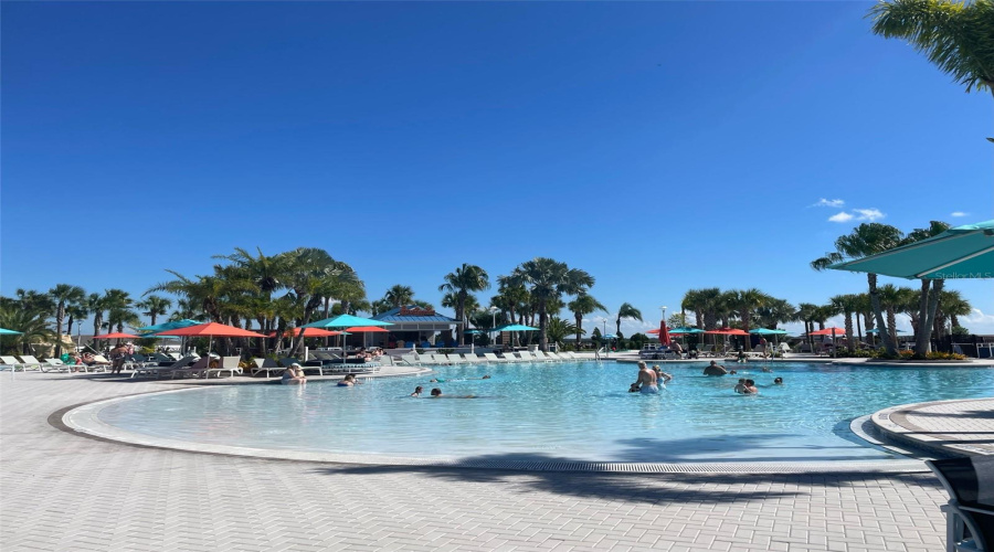 DAVENPORT, Florida 33897, 7 Bedrooms Bedrooms, ,5 BathroomsBathrooms,Residential,For Sale,LILAC,0,MFRTB8469813