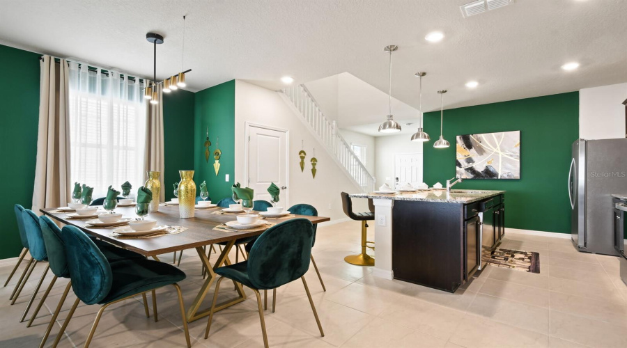 DAVENPORT, Florida 33897, 7 Bedrooms Bedrooms, ,5 BathroomsBathrooms,Residential,For Sale,LILAC,0,MFRTB8469813