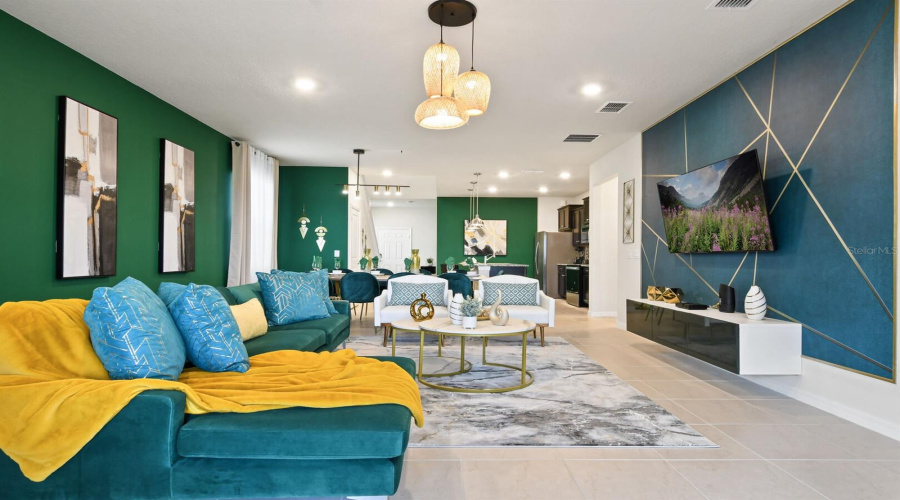 DAVENPORT, Florida 33897, 7 Bedrooms Bedrooms, ,5 BathroomsBathrooms,Residential,For Sale,LILAC,0,MFRTB8469813