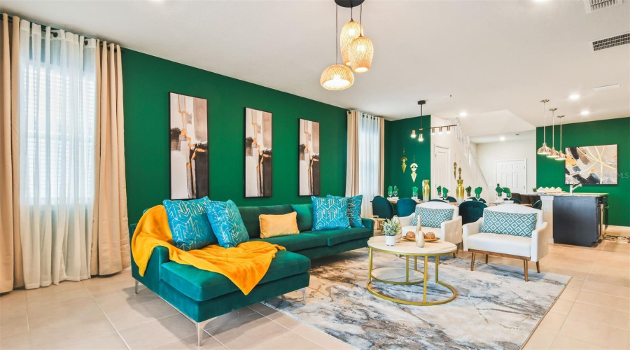 DAVENPORT, Florida 33897, 7 Bedrooms Bedrooms, ,5 BathroomsBathrooms,Residential,For Sale,LILAC,0,MFRTB8469813