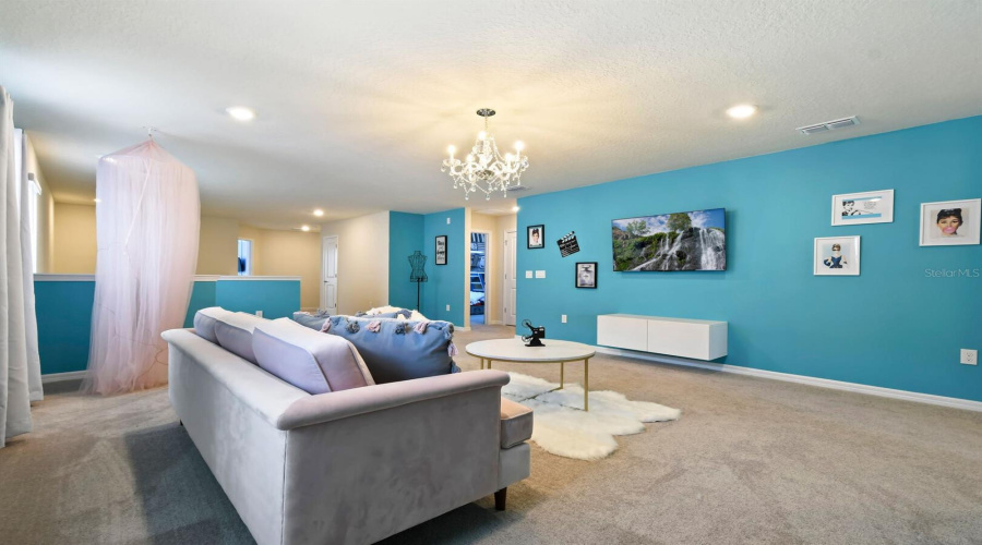 DAVENPORT, Florida 33897, 7 Bedrooms Bedrooms, ,5 BathroomsBathrooms,Residential,For Sale,LILAC,0,MFRTB8469813