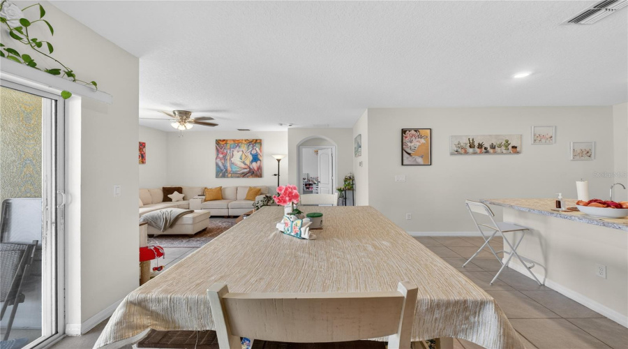 DAVENPORT, Florida 33897, 4 Bedrooms Bedrooms, ,2 BathroomsBathrooms,Residential,For Sale,FOX SQUIRREL,0,MFRO6377896