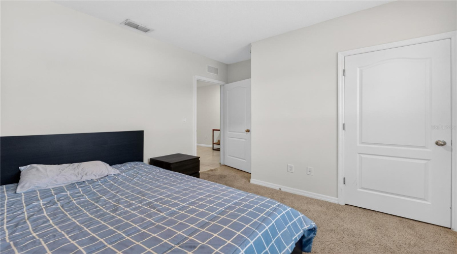 DAVENPORT, Florida 33897, 4 Bedrooms Bedrooms, ,2 BathroomsBathrooms,Residential,For Sale,FOX SQUIRREL,0,MFRO6377896