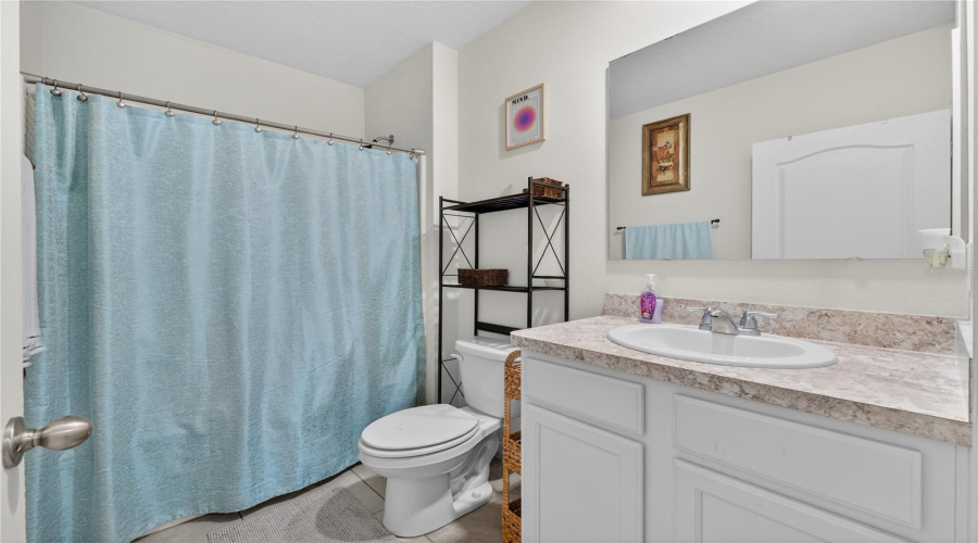 DAVENPORT, Florida 33897, 4 Bedrooms Bedrooms, ,2 BathroomsBathrooms,Residential,For Sale,FOX SQUIRREL,0,MFRO6377896