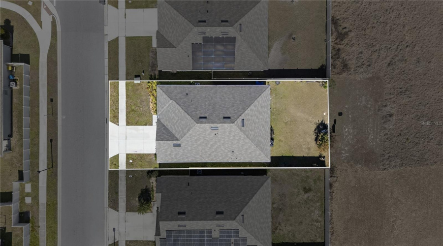 DAVENPORT, Florida 33897, 4 Bedrooms Bedrooms, ,2 BathroomsBathrooms,Residential,For Sale,FOX SQUIRREL,0,MFRO6377896