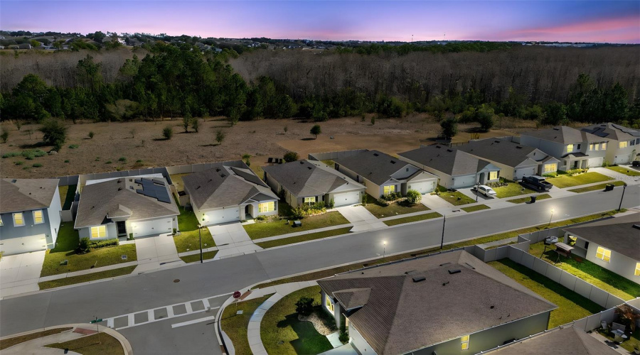 DAVENPORT, Florida 33897, 4 Bedrooms Bedrooms, ,2 BathroomsBathrooms,Residential,For Sale,FOX SQUIRREL,0,MFRO6377896