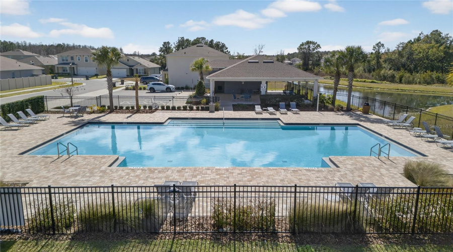 DAVENPORT, Florida 33897, 4 Bedrooms Bedrooms, ,2 BathroomsBathrooms,Residential,For Sale,FOX SQUIRREL,0,MFRO6377896
