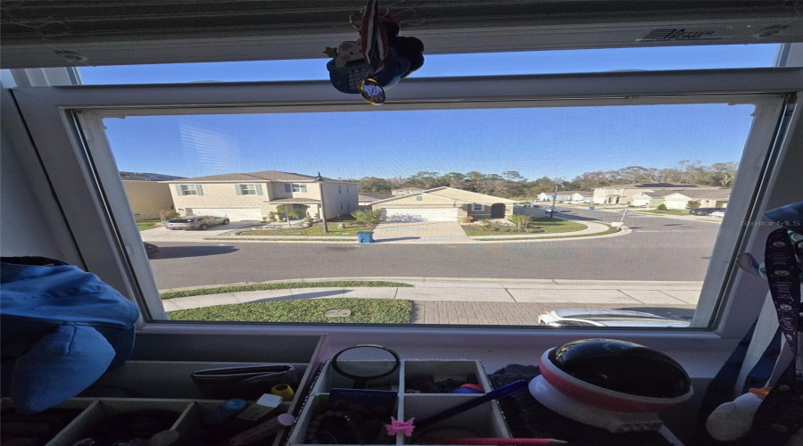 DAVENPORT, Florida 33837, 3 Bedrooms Bedrooms, ,2 BathroomsBathrooms,Residential,For Sale,PENGUIN,0,MFRS5141044