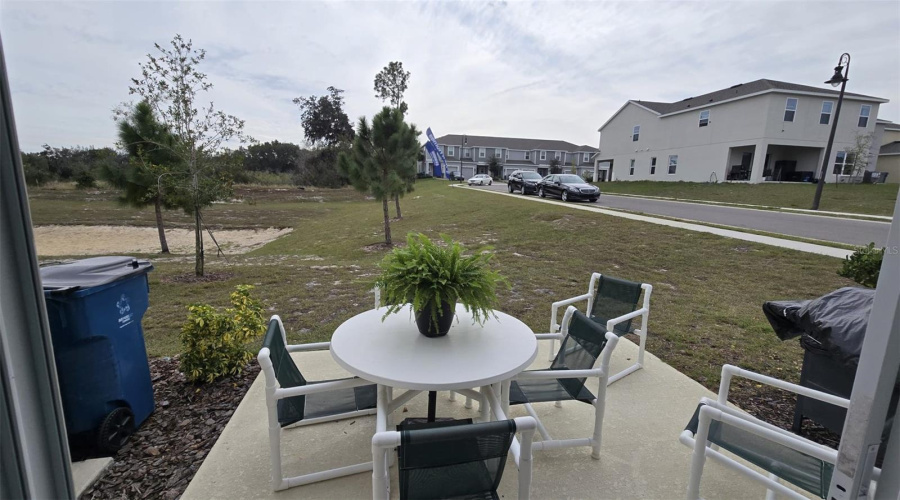 DAVENPORT, Florida 33837, 3 Bedrooms Bedrooms, ,2 BathroomsBathrooms,Residential,For Sale,PENGUIN,0,MFRS5141044