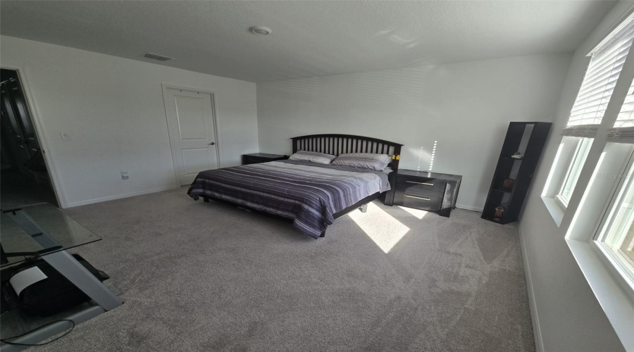 DAVENPORT, Florida 33837, 3 Bedrooms Bedrooms, ,2 BathroomsBathrooms,Residential,For Sale,PENGUIN,0,MFRS5141044