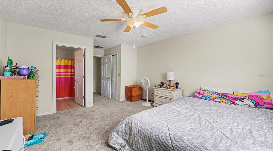 KISSIMMEE, Florida 34747, 7 Bedrooms Bedrooms, ,6 BathroomsBathrooms,Residential,For Sale,LA ISLA,0,MFRO6377229