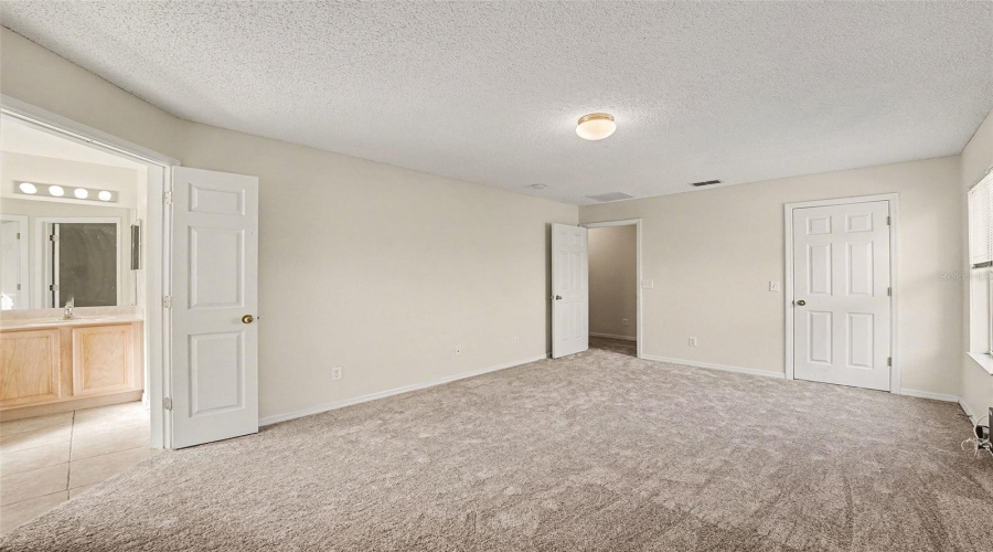 KISSIMMEE, Florida 34747, 7 Bedrooms Bedrooms, ,6 BathroomsBathrooms,Residential,For Sale,LA ISLA,0,MFRO6377229