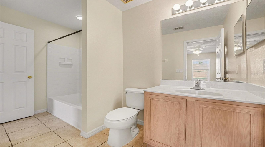 KISSIMMEE, Florida 34747, 7 Bedrooms Bedrooms, ,6 BathroomsBathrooms,Residential,For Sale,LA ISLA,0,MFRO6377229