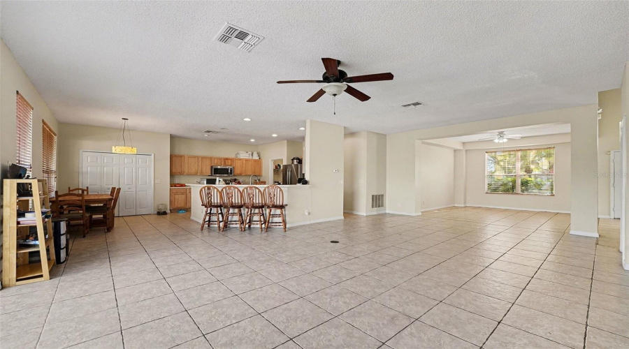 KISSIMMEE, Florida 34747, 7 Bedrooms Bedrooms, ,6 BathroomsBathrooms,Residential,For Sale,LA ISLA,0,MFRO6377229