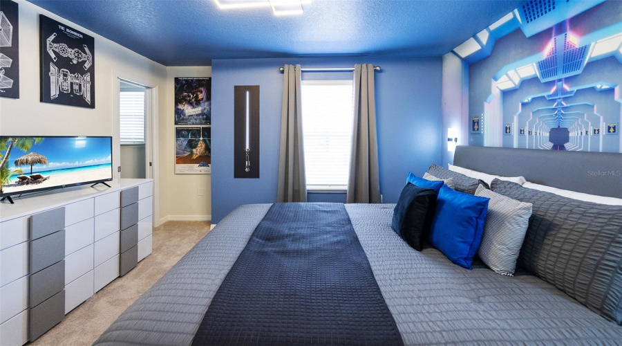 DAVENPORT, Florida 33897, 7 Bedrooms Bedrooms, ,5 BathroomsBathrooms,Residential,For Sale,LANA,0,MFRO6378042