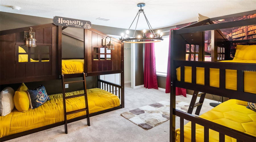 DAVENPORT, Florida 33897, 7 Bedrooms Bedrooms, ,5 BathroomsBathrooms,Residential,For Sale,LANA,0,MFRO6378042