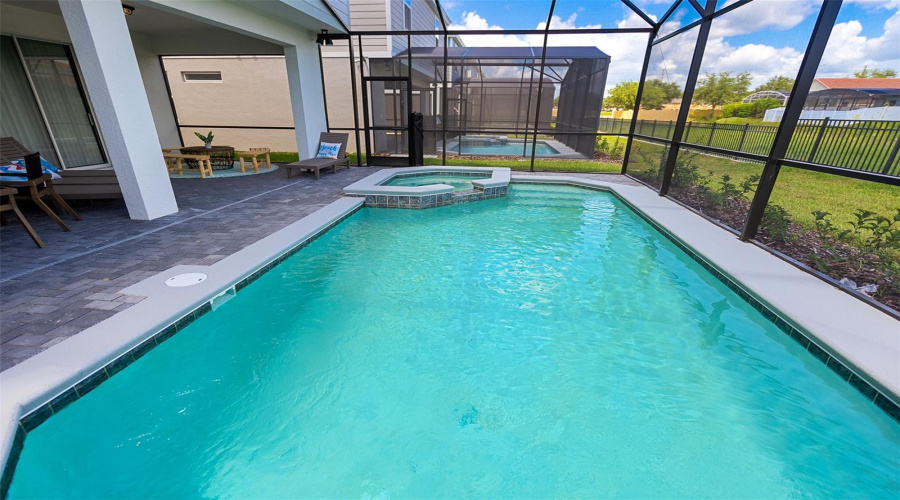 DAVENPORT, Florida 33897, 7 Bedrooms Bedrooms, ,5 BathroomsBathrooms,Residential,For Sale,LANA,0,MFRO6378042