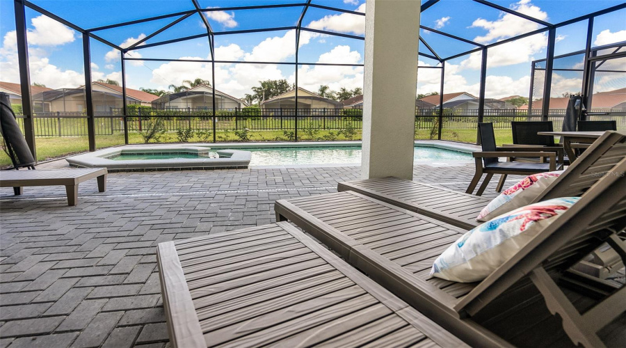 DAVENPORT, Florida 33897, 7 Bedrooms Bedrooms, ,5 BathroomsBathrooms,Residential,For Sale,LANA,0,MFRO6378042