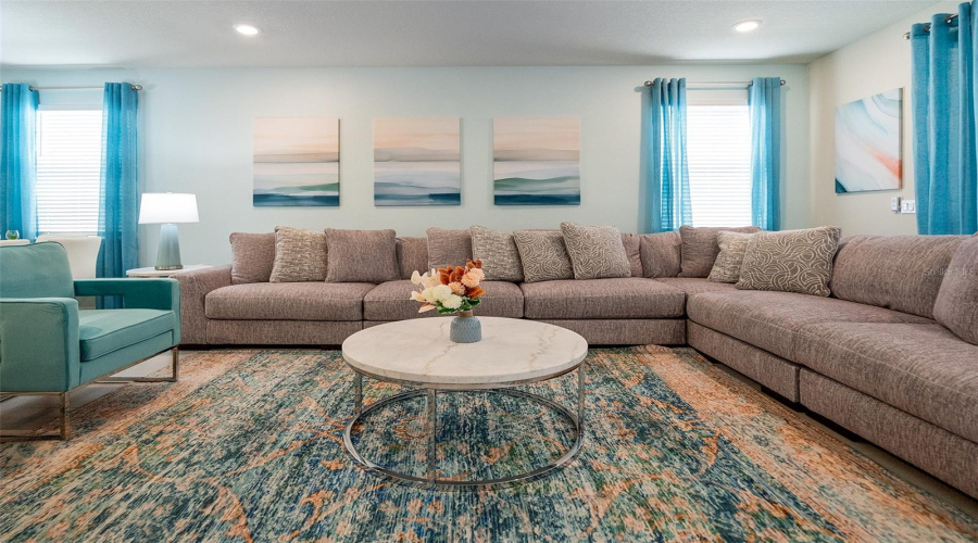 DAVENPORT, Florida 33897, 7 Bedrooms Bedrooms, ,5 BathroomsBathrooms,Residential,For Sale,LANA,0,MFRO6378042