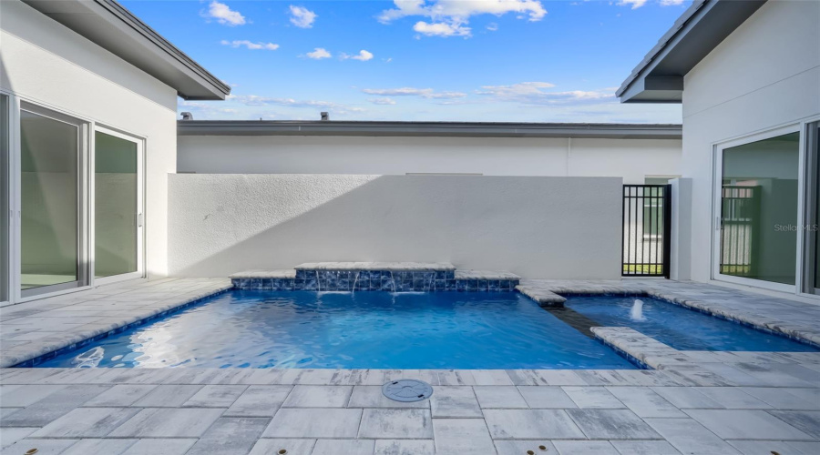 DAVENPORT, Florida 33837, 3 Bedrooms Bedrooms, ,3 BathroomsBathrooms,Residential,For Sale,KENSINGTON,0,MFRO6378045