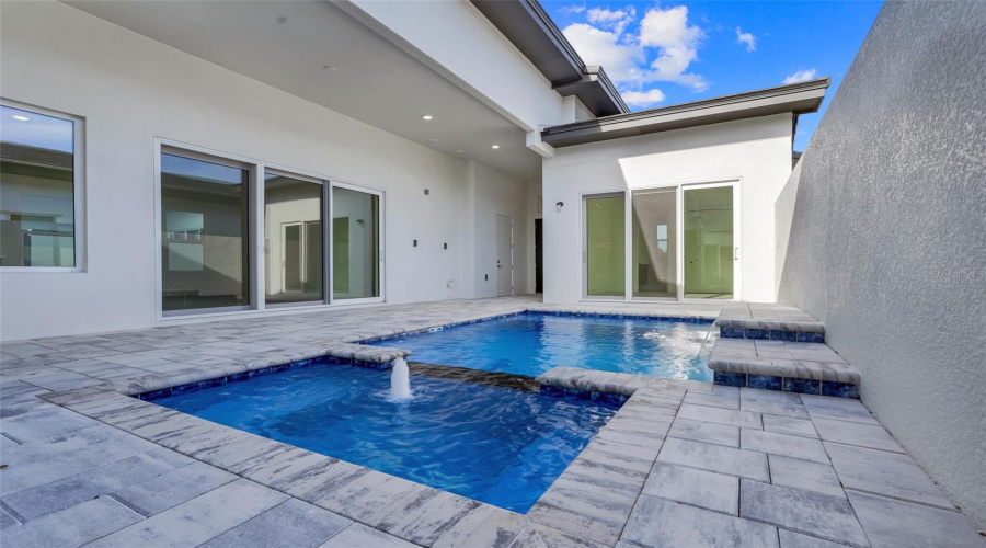 DAVENPORT, Florida 33837, 3 Bedrooms Bedrooms, ,3 BathroomsBathrooms,Residential,For Sale,KENSINGTON,0,MFRO6378045